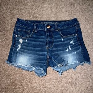 American Eagle jean shorts
Size- 12